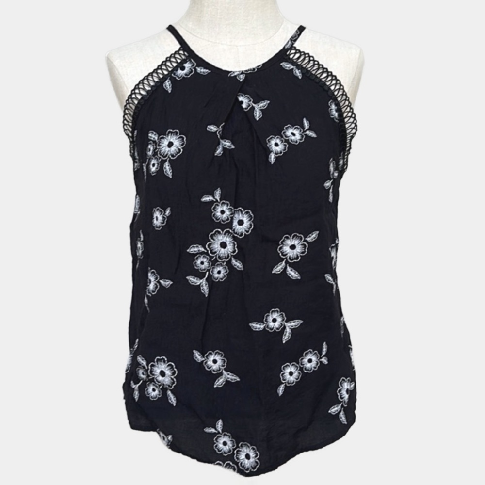mine - Sleeveless Floral Halter Top
